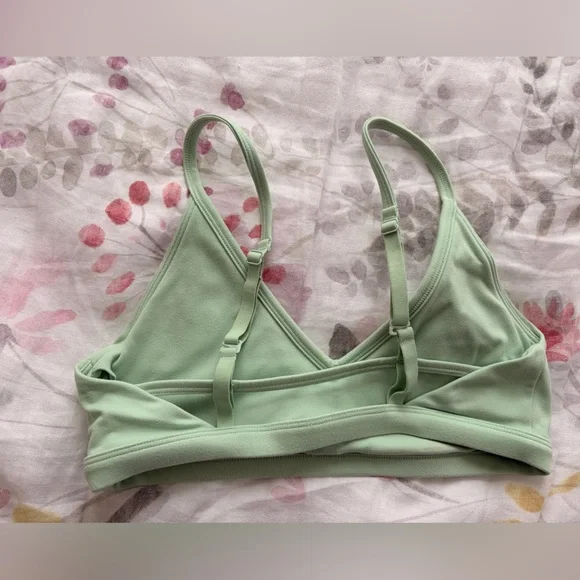 Oner Active Mint Green Timeless Strappy Bralette - Picture 2 of 2